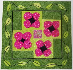 'Snow Flowers', a wall quilt by Joy-Lily. Click to enlarge.